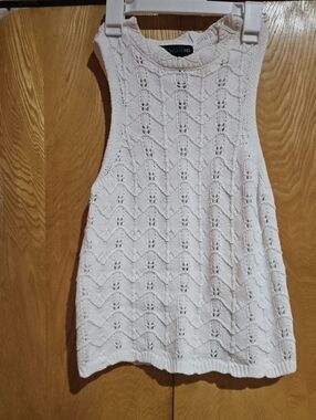 Design365 White Knit Tank Top — Sleeveless Eyelet Sweater